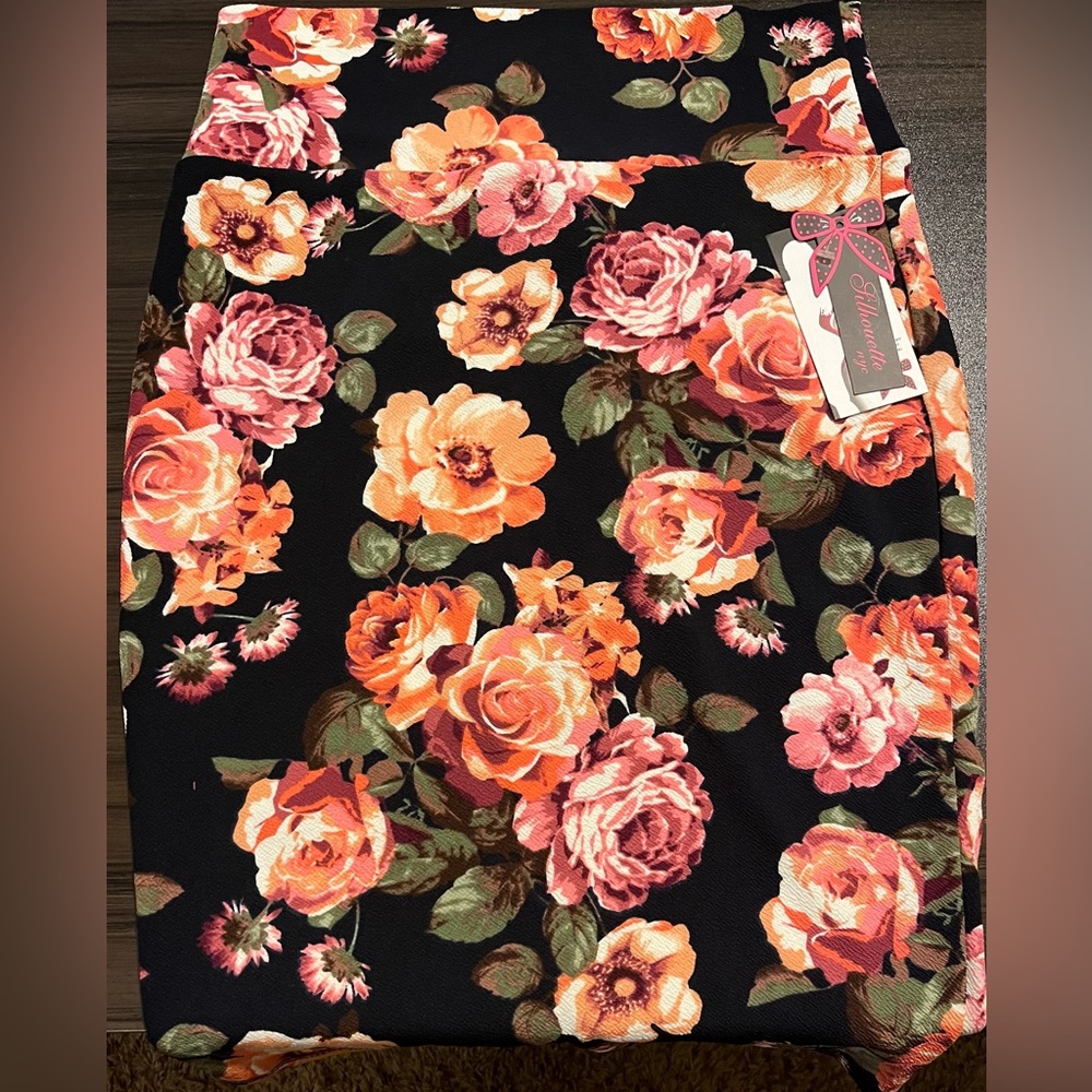 Big Roses Pattern Skirt